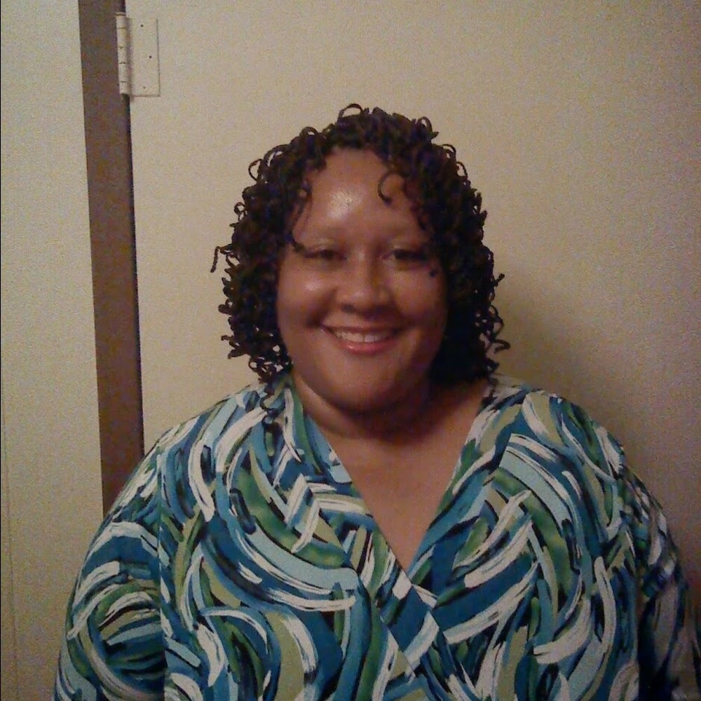 Meet your Posher, Cassandra